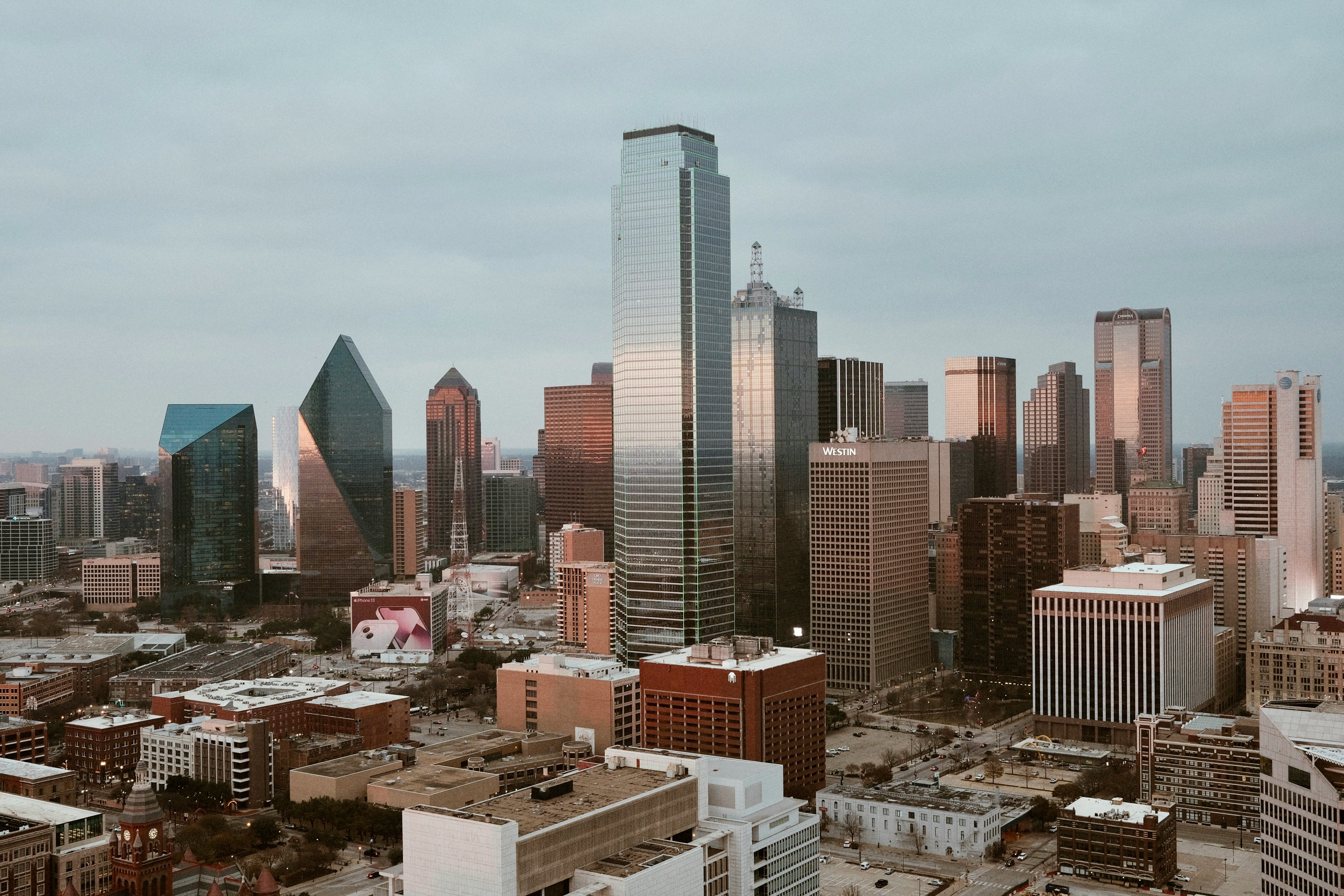 Downtown Dallas skyline — Dallas–Fort Worth real estate